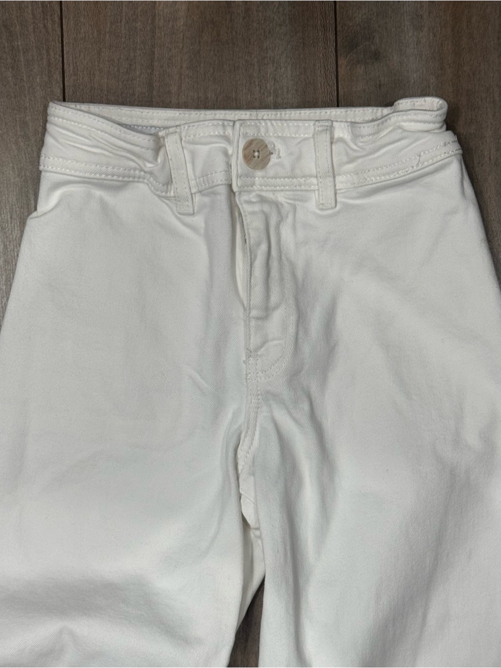 Zara White Wide Leg Denim jeans Girls  Size 10 High Rise Raw Hem Excellent Condi